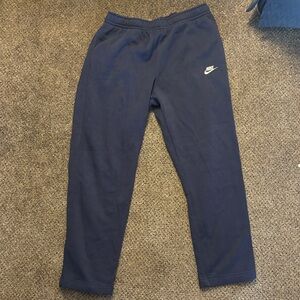 Nike Men's Navy Blue Sweatpants